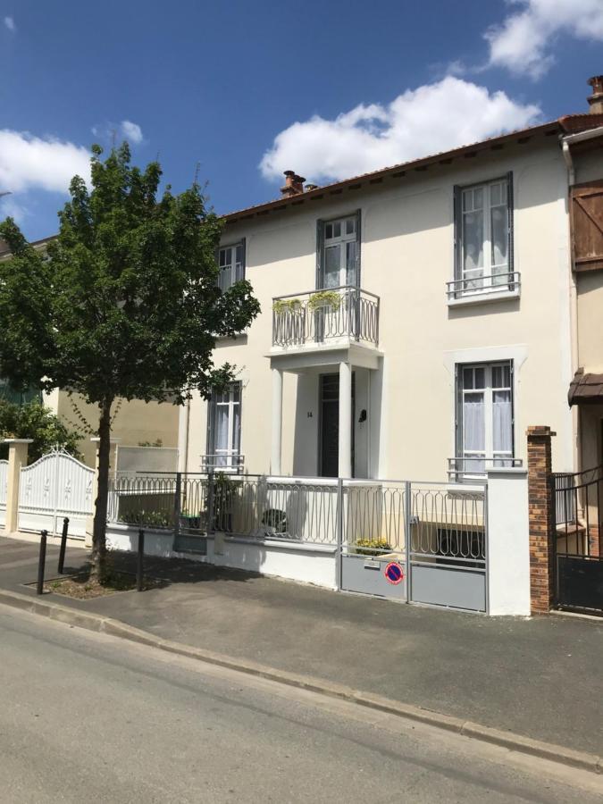 Maison Bernadette - Premier Etage فيتري سور سين المظهر الخارجي الصورة